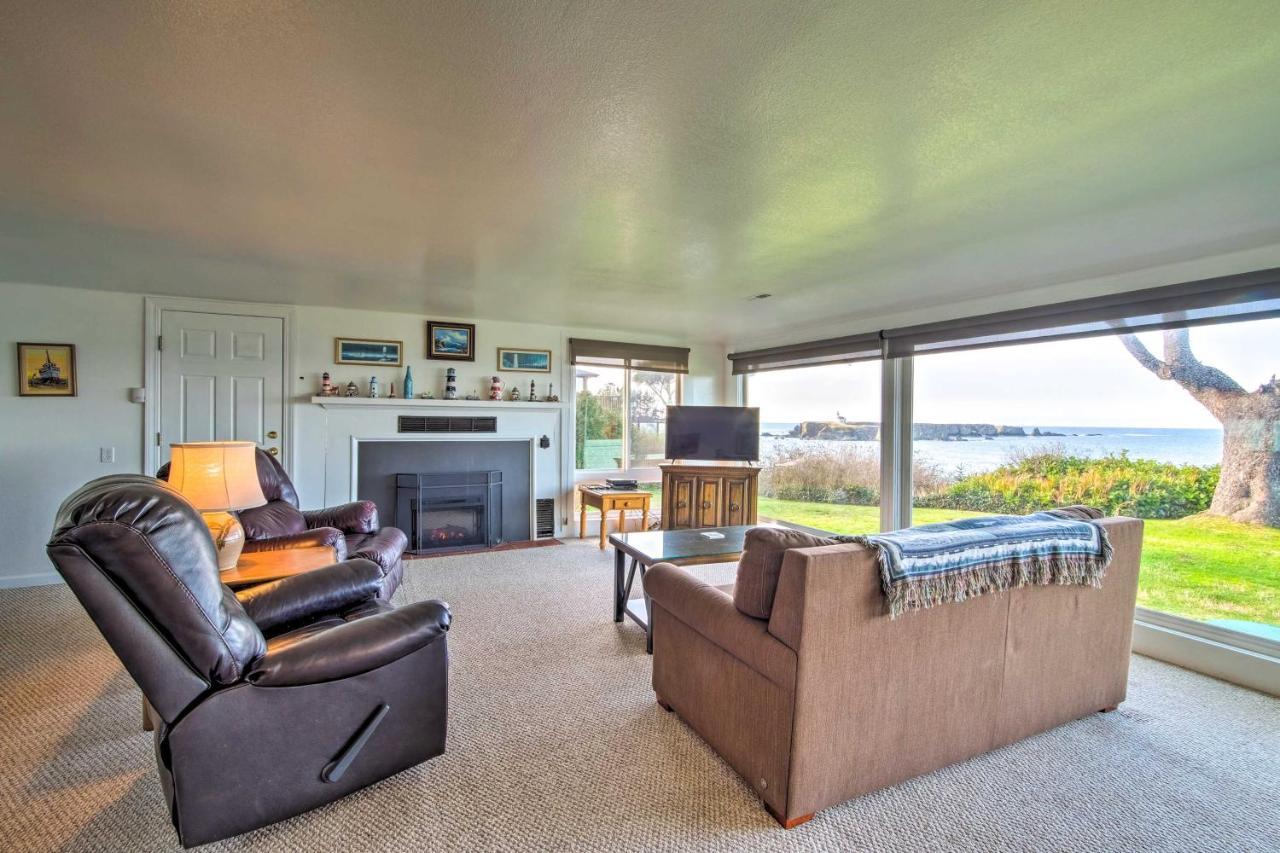 Cliffside Lighthouse Beach Home With Ocean View Coos Bay Exterior photo