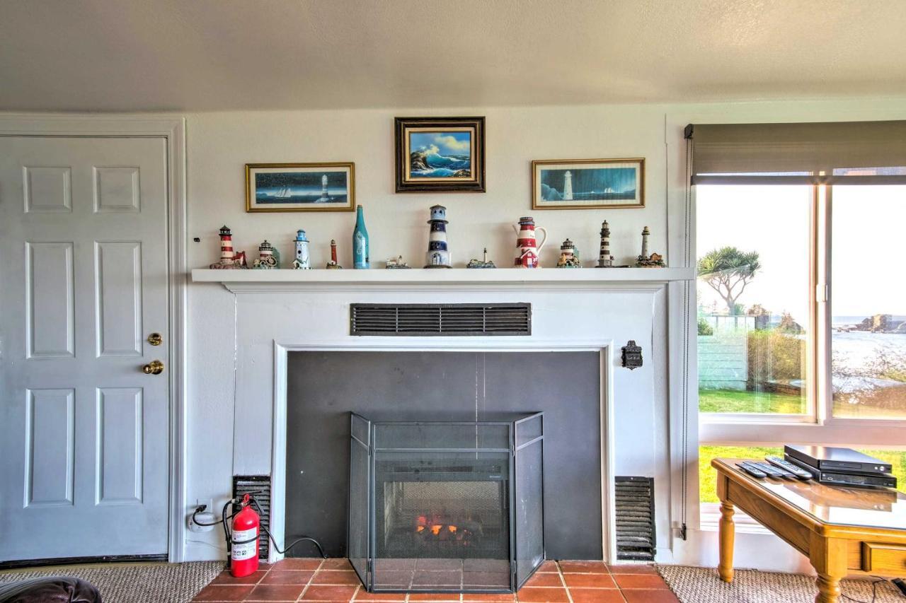 Cliffside Lighthouse Beach Home With Ocean View Coos Bay Exterior photo